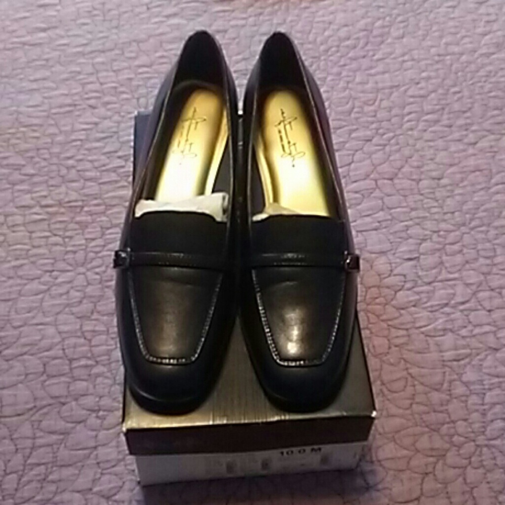 Navy Blue Soft Style Shoes